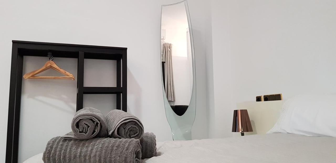 Lux Home - Sierpes Terrace Σεβίλλη Εξωτερικό φωτογραφία
