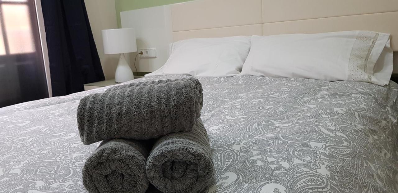 Lux Home - Sierpes Terrace Σεβίλλη Εξωτερικό φωτογραφία