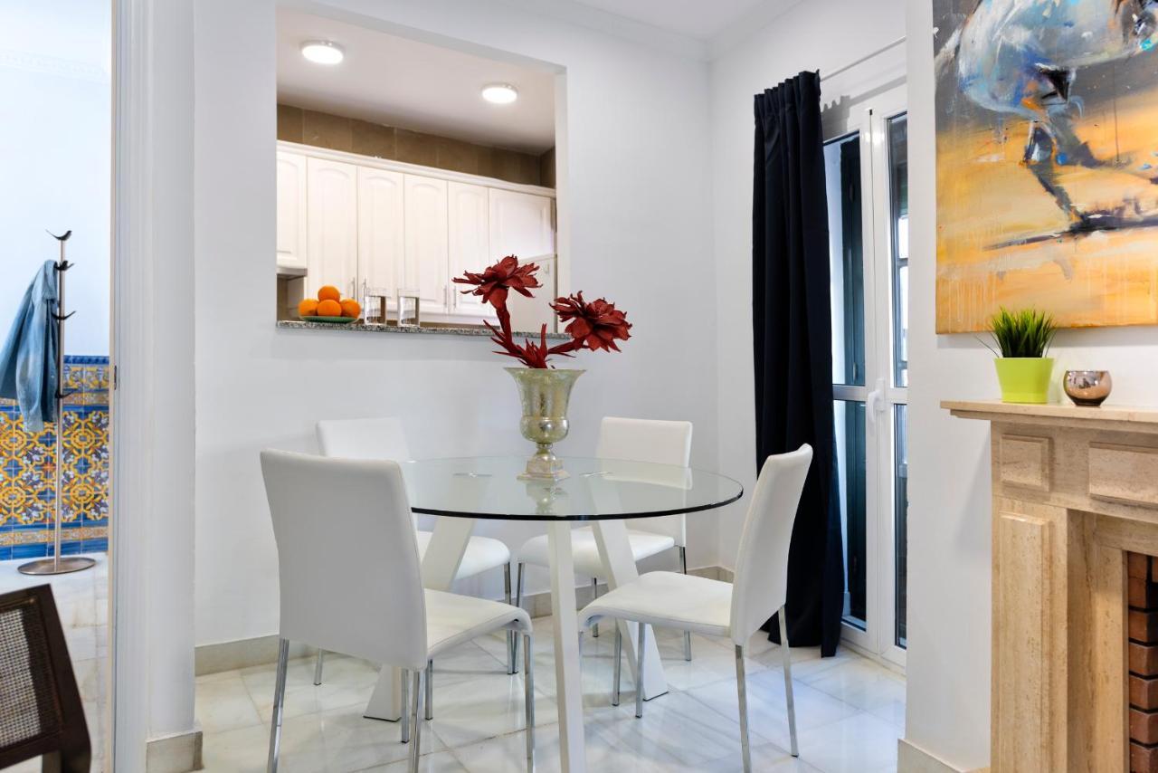 Lux Home - Sierpes Terrace Σεβίλλη Εξωτερικό φωτογραφία